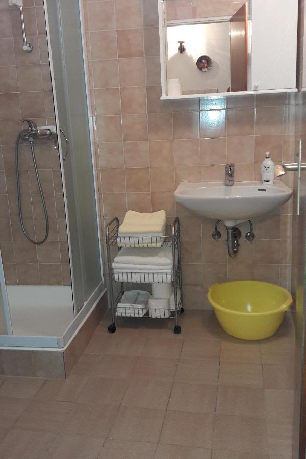 Apartment Bol 13413F Bagian luar foto