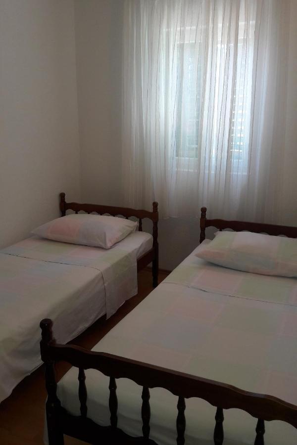 Apartment Bol 13413F Bagian luar foto