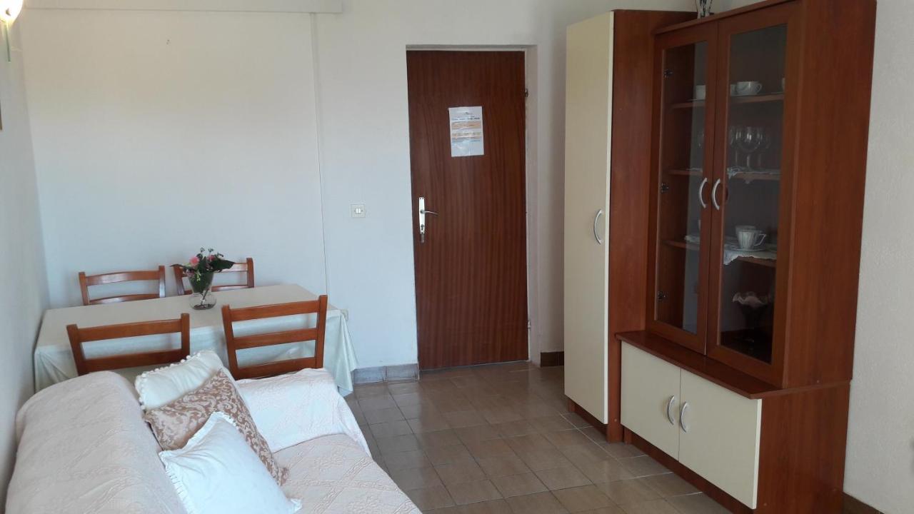 Apartment Bol 13413F Bagian luar foto